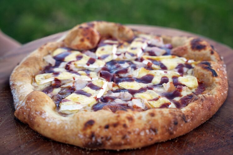 Smoked Chicken and Brie Pizza